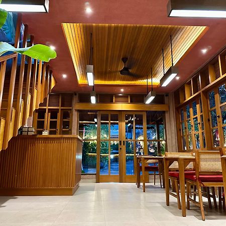 Wana Karsa Ubud Hotel エクステリア 写真